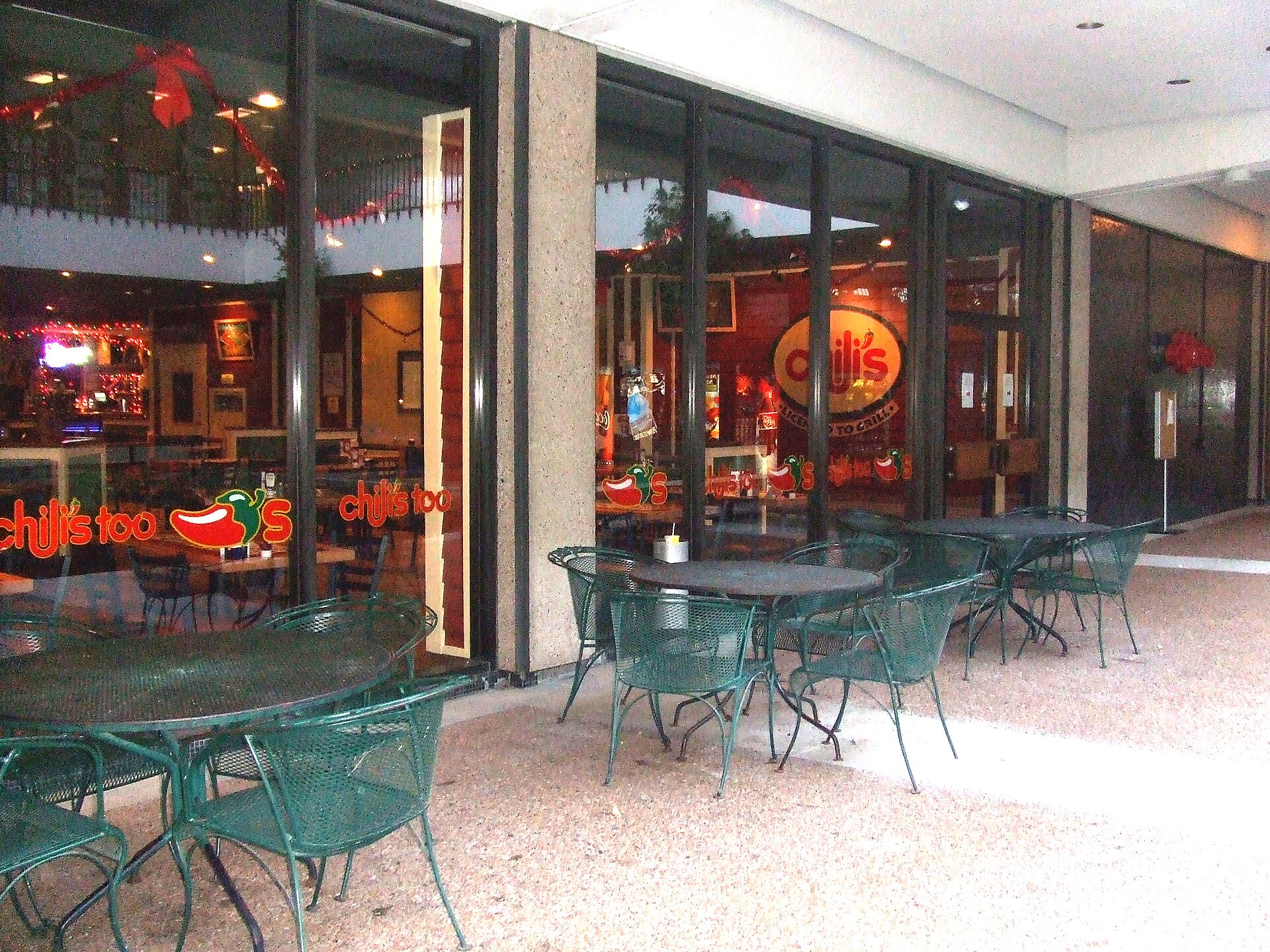 Chili's restaurant photograph