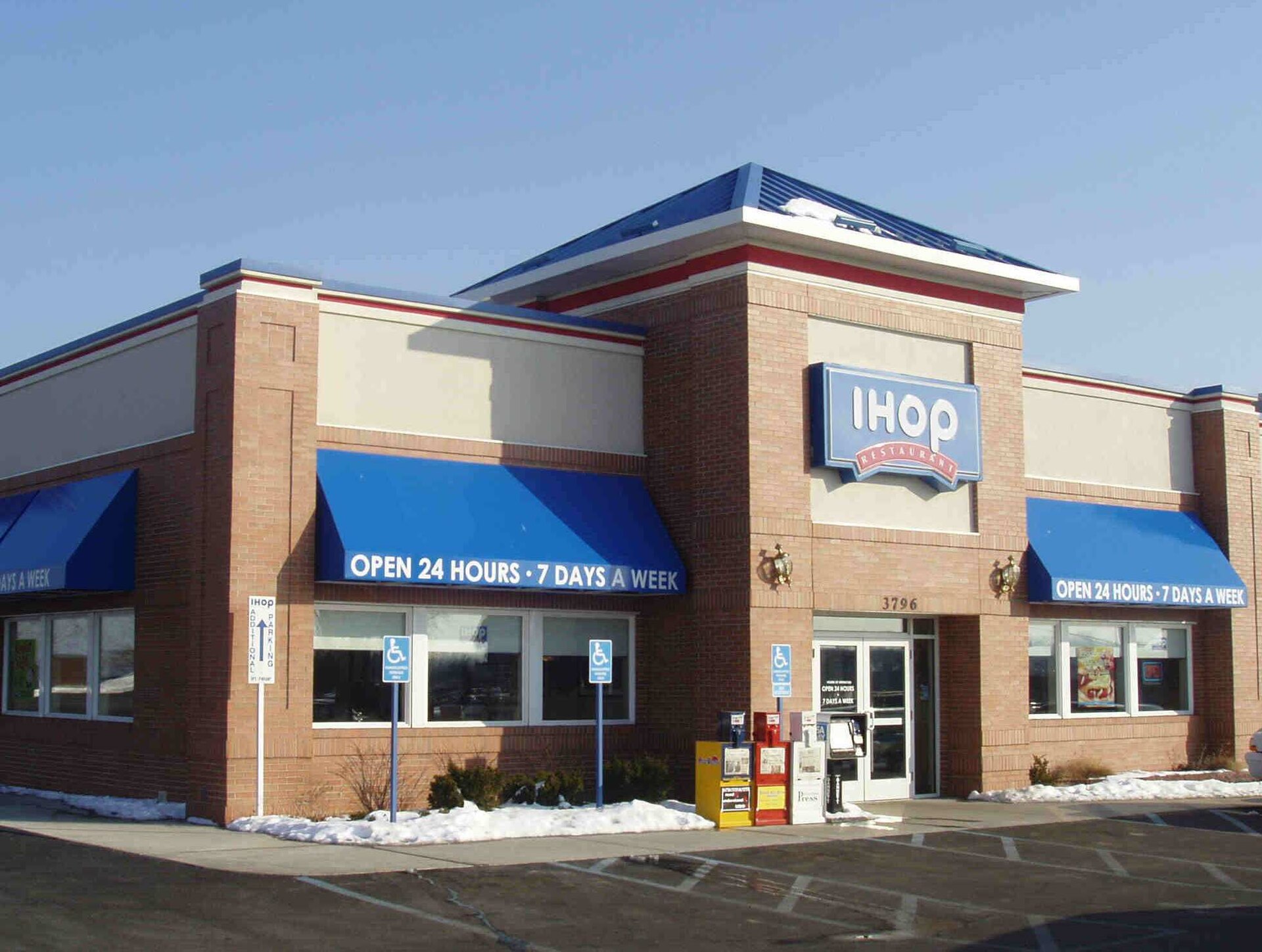 IHOP restaurant photograph